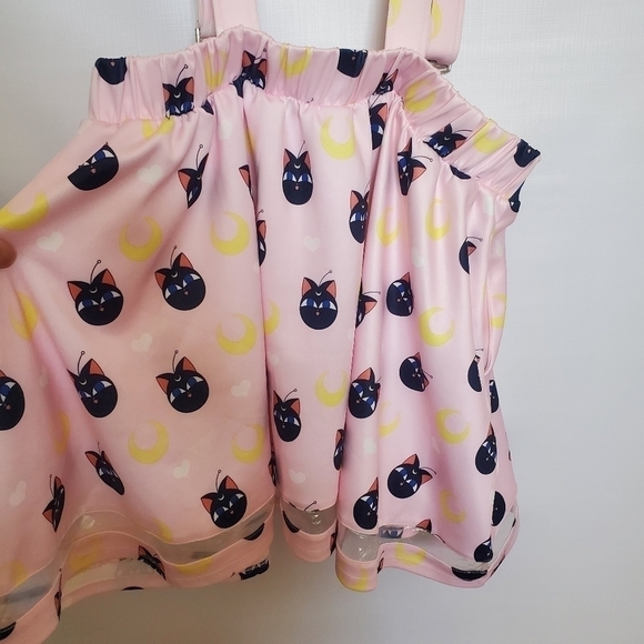 HOT TOPIC SAILOR MOON LUNA & MOONS PINK SUSPENDERS SKIRT IRIDESCENT WOMENS  (XL) - Picture 4 of 15